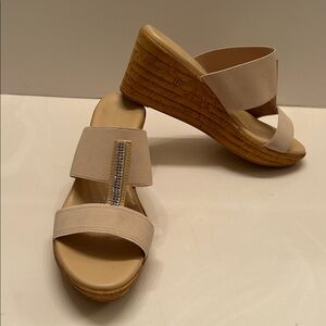 Italiana Beige Wedge Slide Sandals. Fine, soft leather, made in Italy. Size 8.5